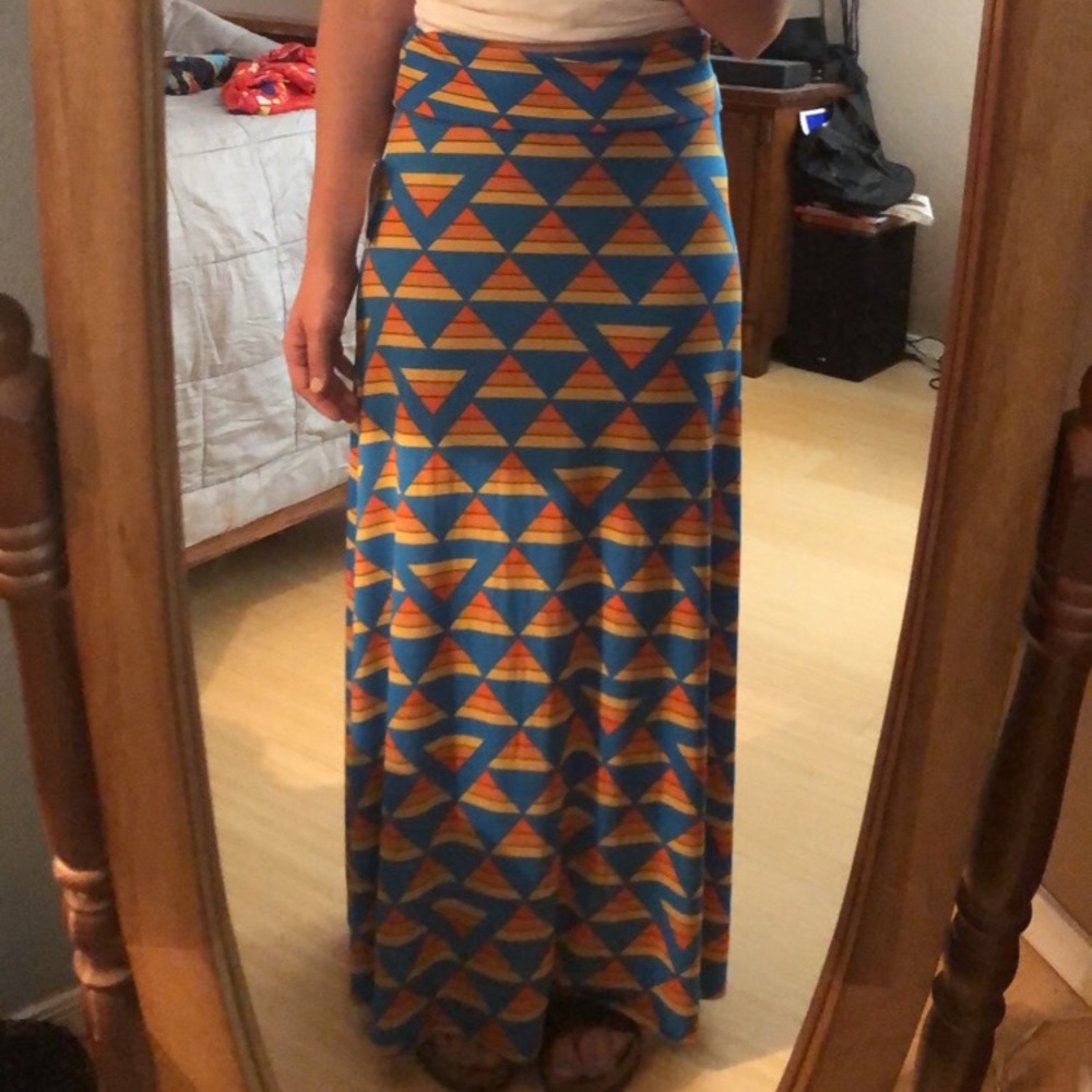 LulaRoe Maxi Skirt 💙